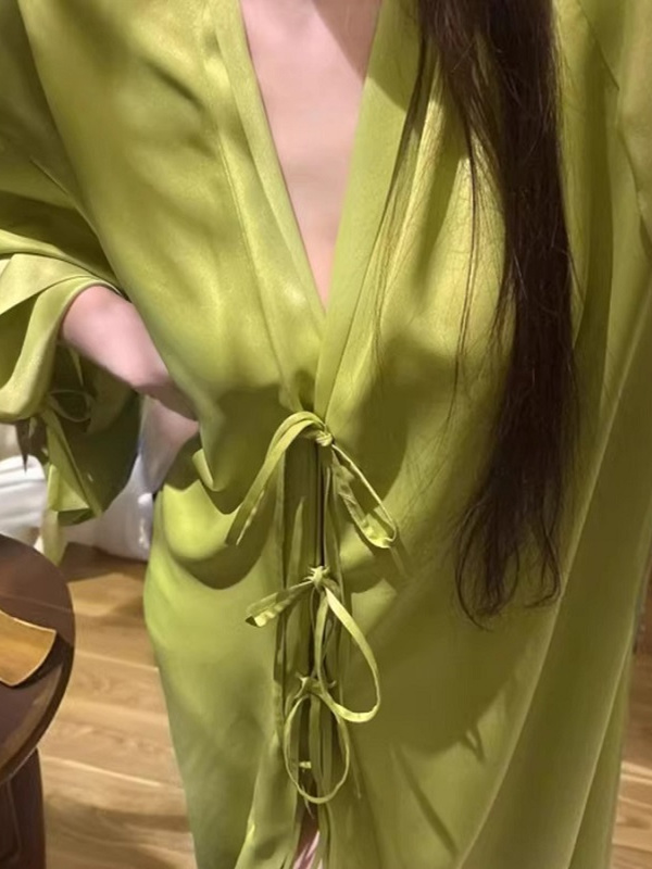 Bata tipo cárdigan ligera de m - Robe Silk Women reseña y precio